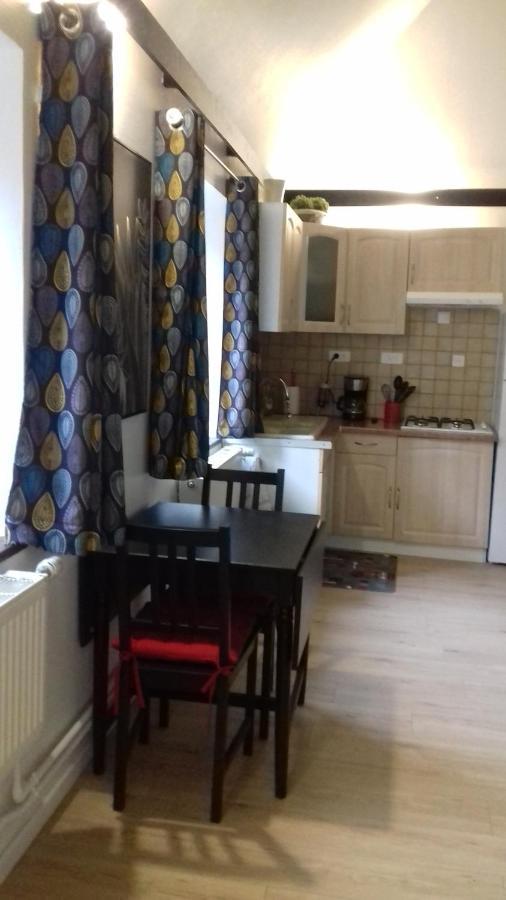 Appartement "Mathieu" Pesmes Luaran gambar